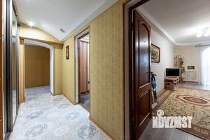 3-к квартира, вторичка, 145м2, 1/4 этаж
