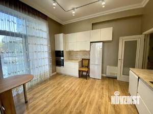 4-к квартира, вторичка, 150м2, 2/14 этаж