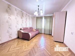 2-к квартира, вторичка, 54м2, 1/10 этаж