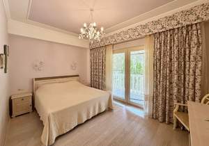 2-к квартира, вторичка, 79м2, 1/5 этаж