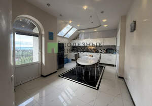 3-к квартира, вторичка, 93м2, 5/5 этаж