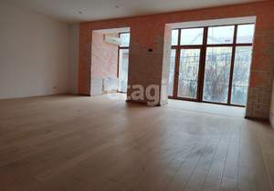 2-к квартира, вторичка, 70м2, 1/5 этаж