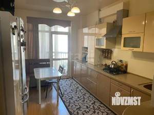 2-к квартира, вторичка, 74м2, 2/5 этаж
