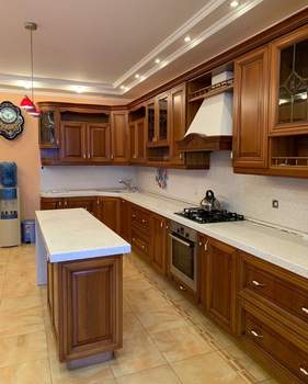 4-к квартира, вторичка, 145м2, 3/4 этаж