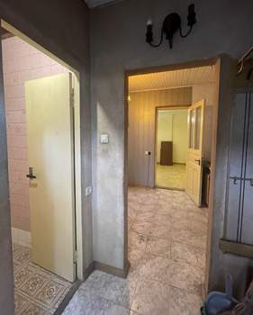 2-к квартира, вторичка, 42м2, 1/1 этаж
