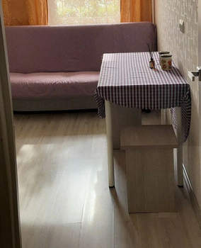 1-к квартира, вторичка, 38м2, 1/4 этаж