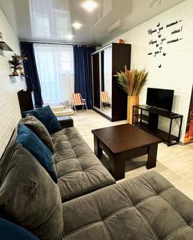 2-к квартира, вторичка, 56м2, 1/5 этаж