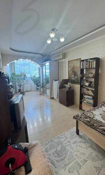 3-к квартира, вторичка, 88м2, 1/3 этаж