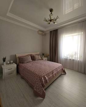 5-к квартира, вторичка, 238м2, 1/3 этаж
