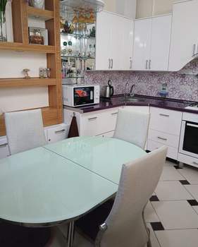 1-к квартира, вторичка, 55м2, 3/3 этаж