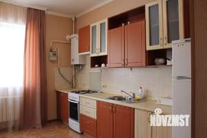 2-к квартира, вторичка, 72м2, 2/4 этаж