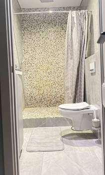 3-к квартира, вторичка, 140м2, 1/4 этаж