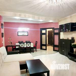 3-к квартира, вторичка, 106м2, 2/5 этаж