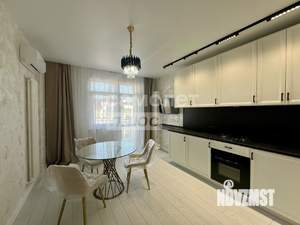 2-к квартира, вторичка, 70м2, 7/7 этаж