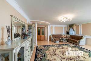 3-к квартира, вторичка, 145м2, 1/4 этаж