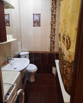 2-к квартира, вторичка, 58м2, 2/4 этаж