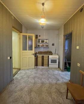 2-к квартира, вторичка, 42м2, 1/1 этаж