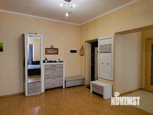 3-к квартира, вторичка, 113м2, 2/4 этаж