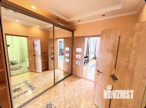 4-к квартира, вторичка, 145м2, 3/5 этаж