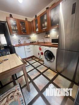 2-к квартира, вторичка, 52м2, 1/5 этаж