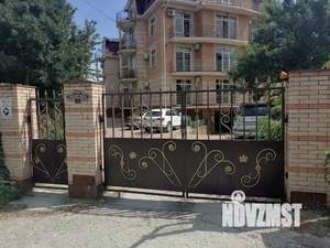 4-к квартира, вторичка, 235м2, 3/4 этаж