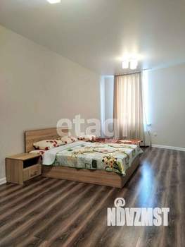 1-к квартира, вторичка, 67м2, 1/4 этаж