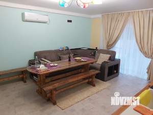 2-к квартира, вторичка, 76м2, 1/4 этаж