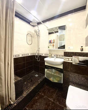 2-к квартира, вторичка, 43м2, 1/5 этаж