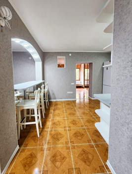 3-к квартира, вторичка, 92м2, 1/5 этаж