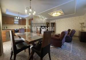 4-к квартира, вторичка, 210м2, 2/6 этаж