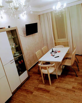 2-к квартира, вторичка, 74м2, 1/6 этаж