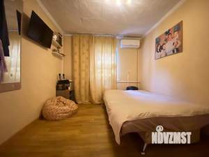 4-к квартира, вторичка, 69м2, 1/1 этаж