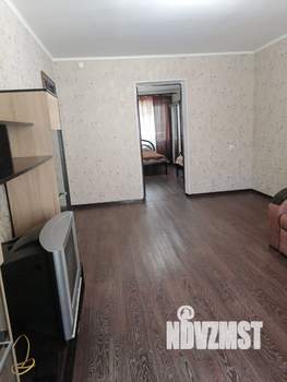 3-к квартира, вторичка, 60м2, 1/5 этаж