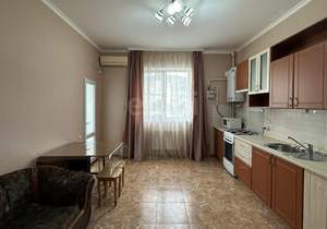 2-к квартира, вторичка, 72м2, 2/4 этаж
