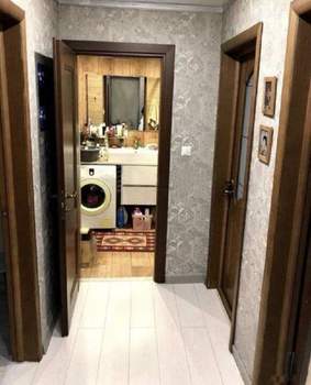 3-к квартира, вторичка, 52м2, 2/2 этаж