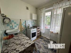 2-к квартира, вторичка, 37м2, 3/5 этаж