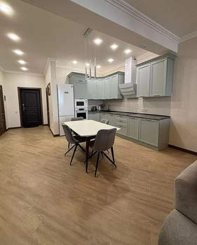 2-к квартира, вторичка, 96м2, 14/16 этаж