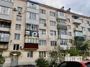 3-к квартира, вторичка, 62м2, 1/5 этаж