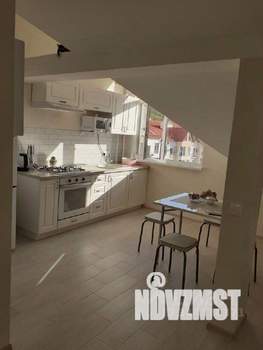 2-к квартира, вторичка, 65м2, 8/8 этаж
