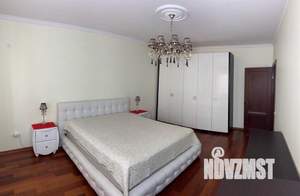 4-к квартира, вторичка, 130м2, 4/5 этаж