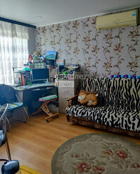 4-к квартира, вторичка, 62м2, 5/5 этаж
