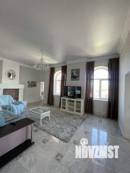 4-к квартира, вторичка, 136м2, 3/3 этаж