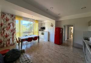 3-к квартира, вторичка, 123м2, 3/5 этаж