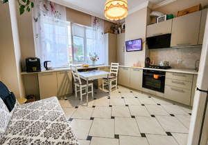 2-к квартира, вторичка, 72м2, 1/5 этаж