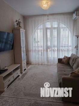 2-к квартира, вторичка, 71м2, 1/8 этаж