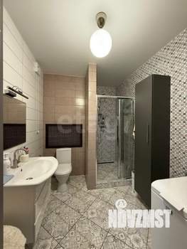 2-к квартира, вторичка, 67м2, 1/3 этаж