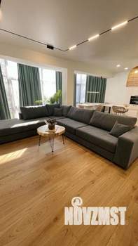 2-к квартира, вторичка, 104м2, 2/3 этаж