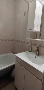 3-к квартира, вторичка, 64м2, 1/9 этаж