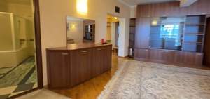 4-к квартира, вторичка, 153м2, 4/4 этаж