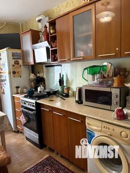 3-к квартира, вторичка, 64м2, 1/9 этаж